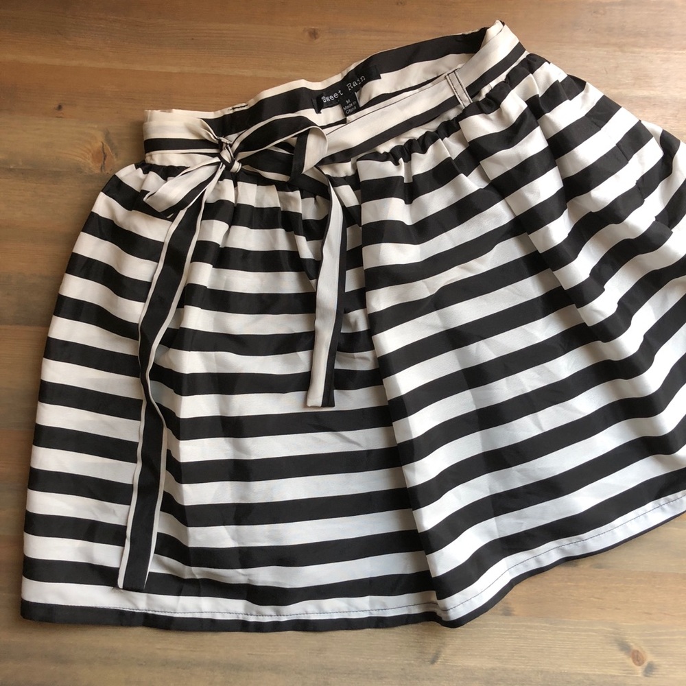 Boutique Skirt - Sweet Rain